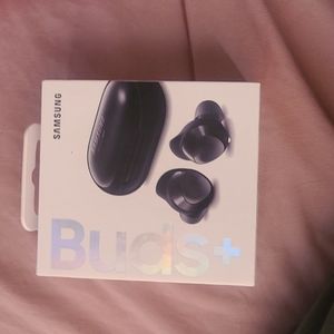 New in box samsung galaxy buds plus